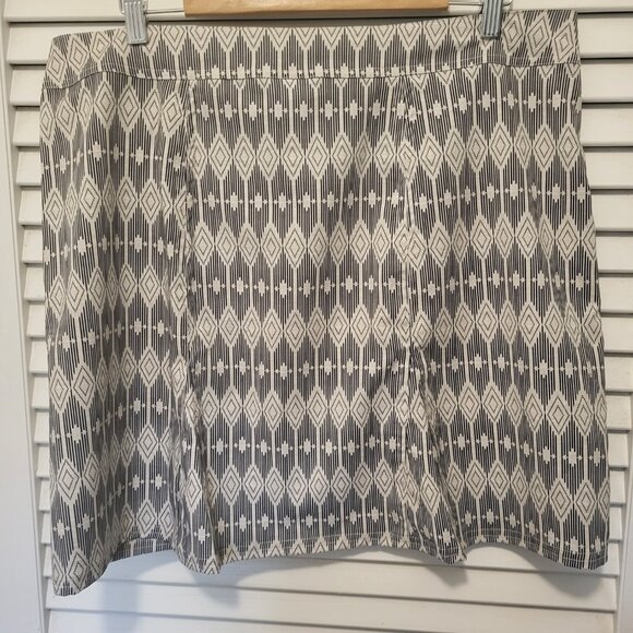 RipSkirt Hawaii Skirt size XL cream tan beige black West End print lengt… - Picture 2 of 12